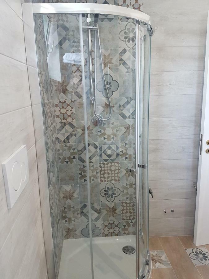 Attico Con Terrazza A Bari Apartment Ngoại thất bức ảnh