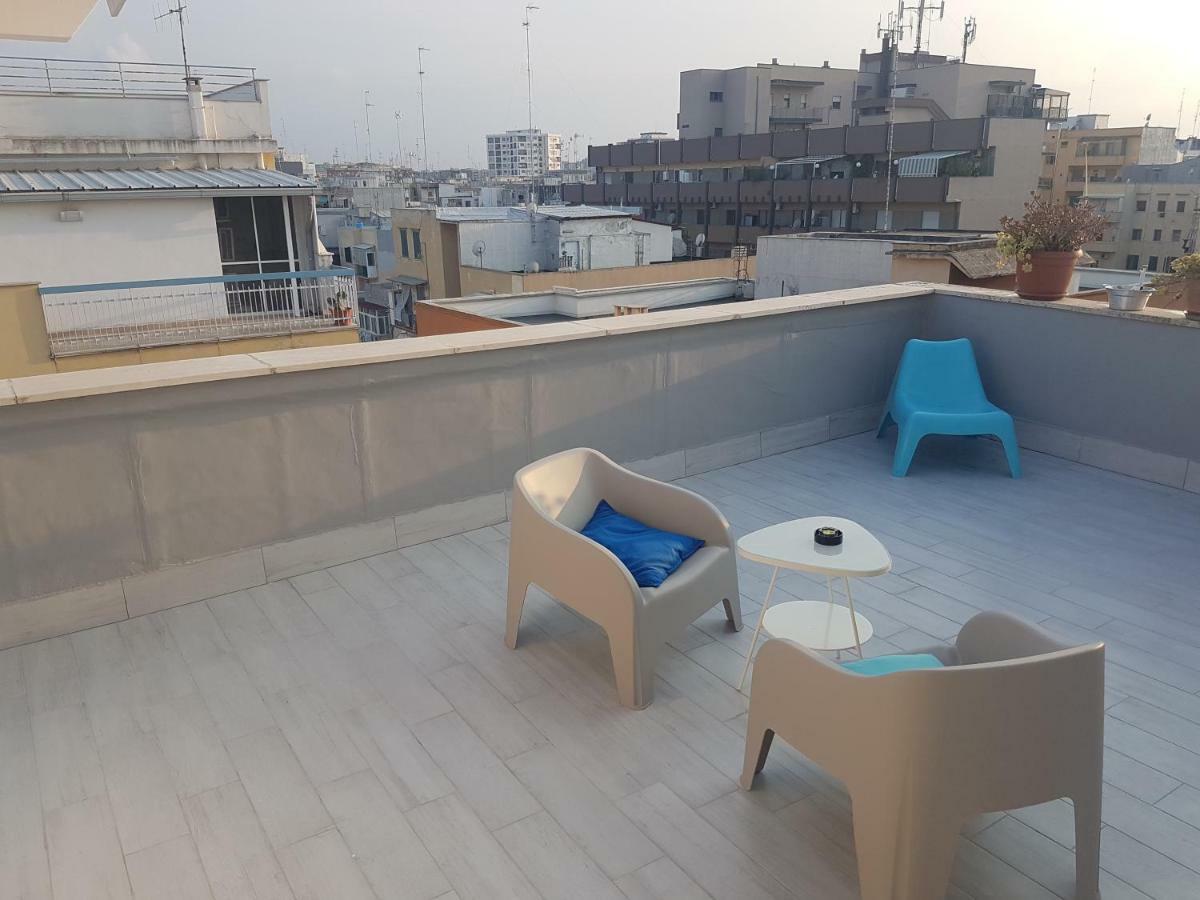 Attico Con Terrazza A Bari Apartment Ngoại thất bức ảnh