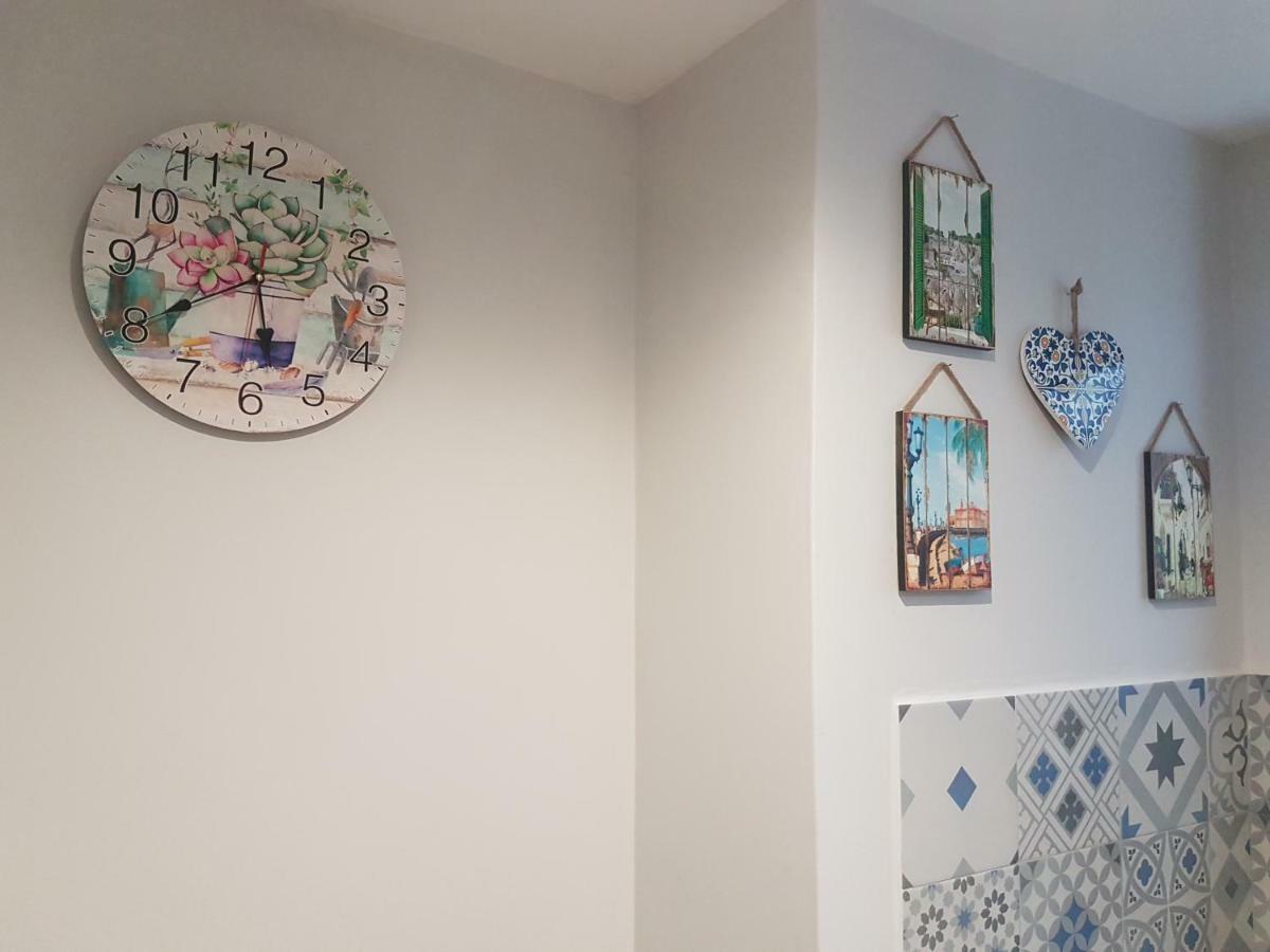 Attico Con Terrazza A Bari Apartment Ngoại thất bức ảnh